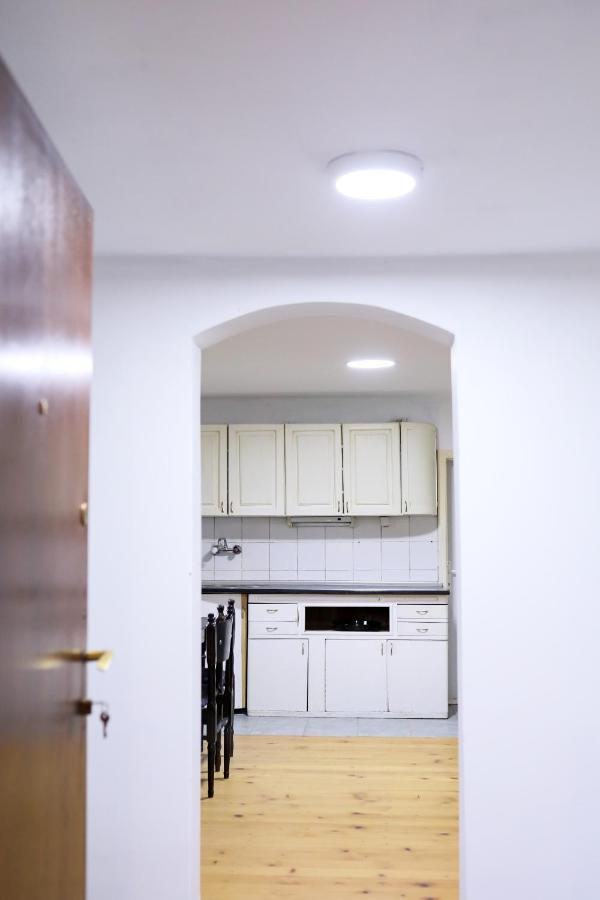 Green Apartments Kursumlija Екстериор снимка