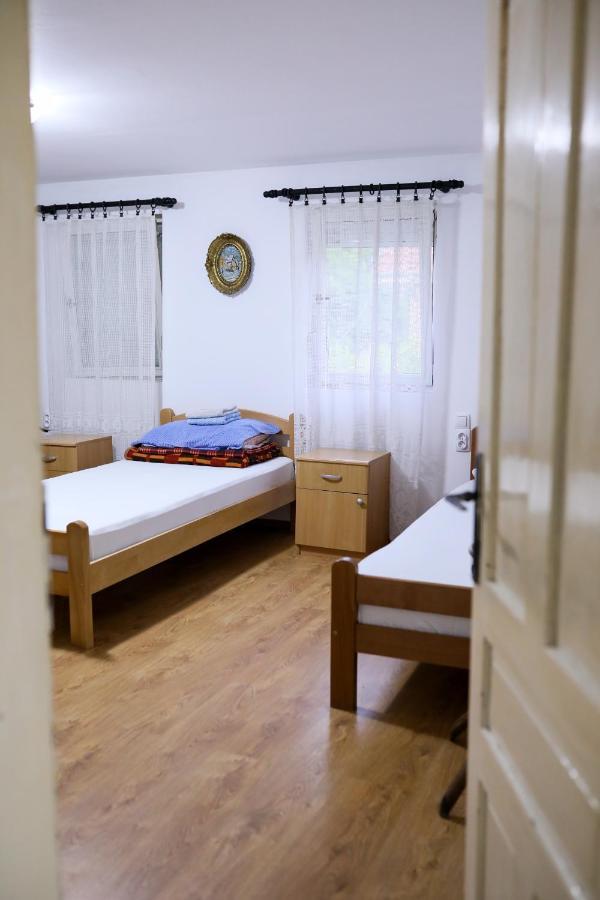 Green Apartments Kursumlija Екстериор снимка