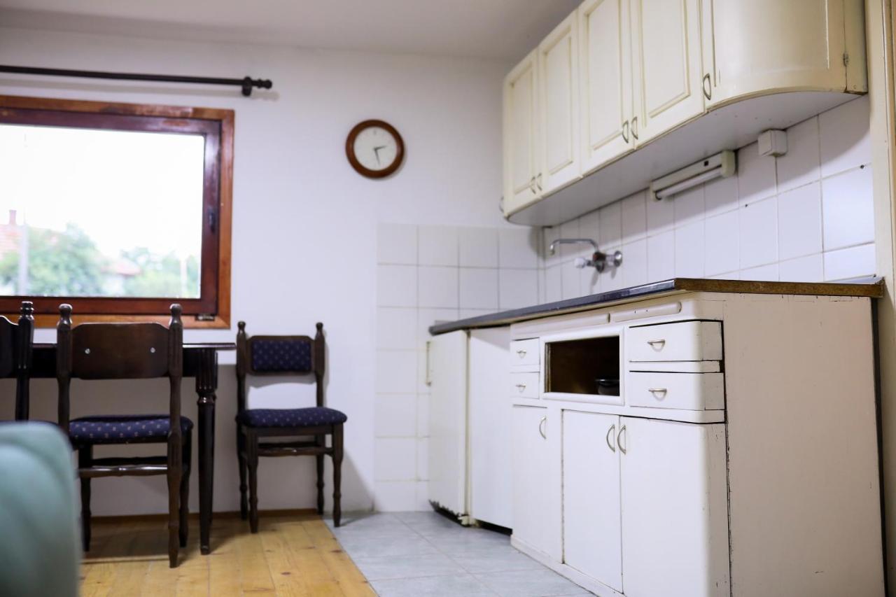 Green Apartments Kursumlija Екстериор снимка
