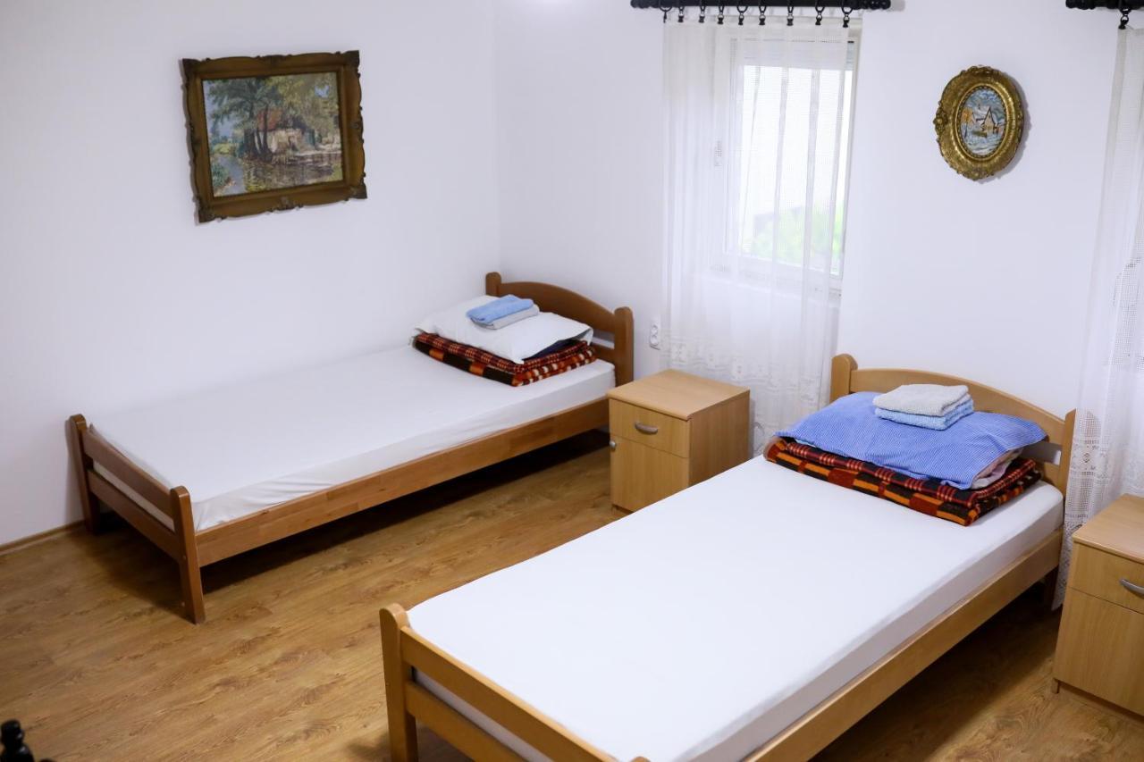 Green Apartments Kursumlija Екстериор снимка