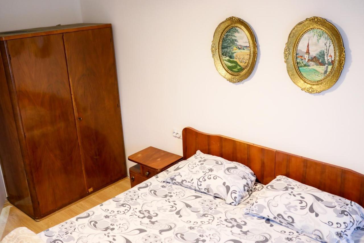 Green Apartments Kursumlija Екстериор снимка